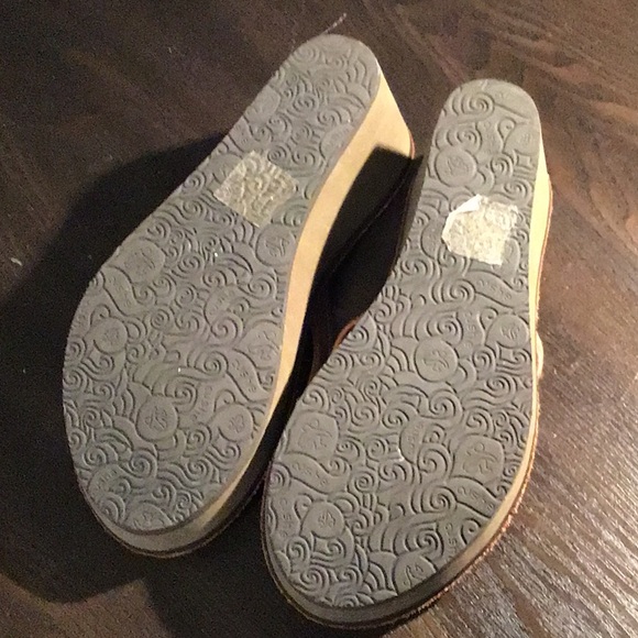 GUC Women’s 37 Cushe Platform Sandal - Picture 2 of 5